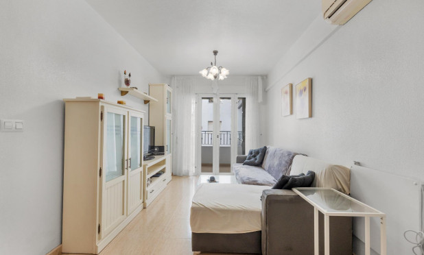 Resale - Apartment / flat - Torrevieja - El Molino