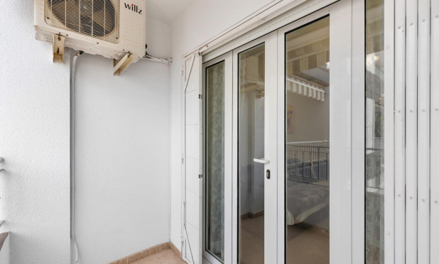 Resale - Apartment / flat - Torrevieja - El Molino
