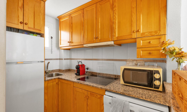 Resale - Apartment / flat - Torrevieja - El Molino