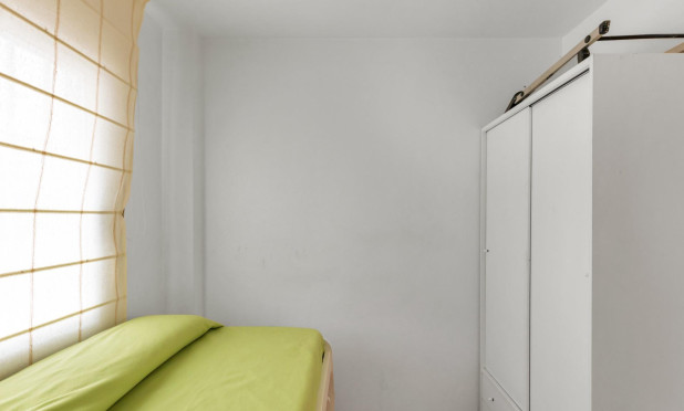 Resale - Apartment / flat - Torrevieja - El Molino