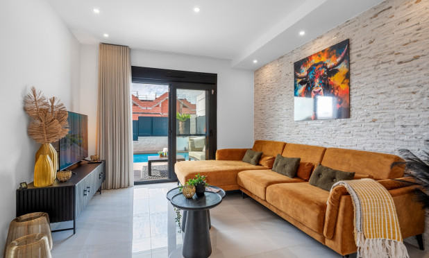 Resale - Villa - Orihuela Costa - Orihuela