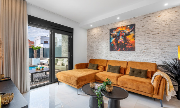 Resale - Villa - Orihuela Costa - Orihuela