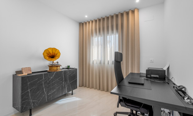 Resale - Villa - Orihuela Costa - Orihuela