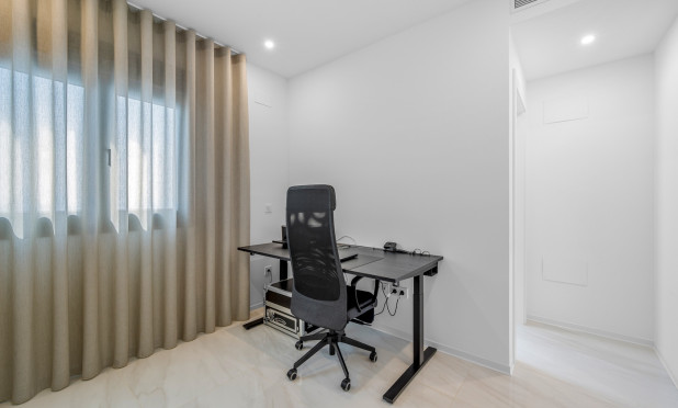 Resale - Villa - Orihuela Costa - Orihuela