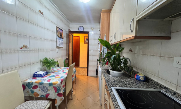 Resale - Apartment / flat - Benidorm - Levante