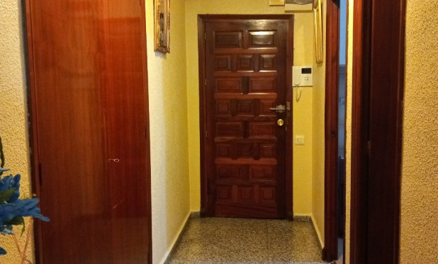 Resale - Apartment / flat - Benidorm - Levante