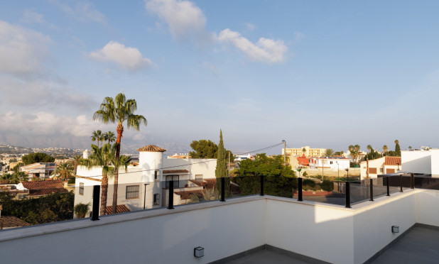 Resale - Villa - Albir