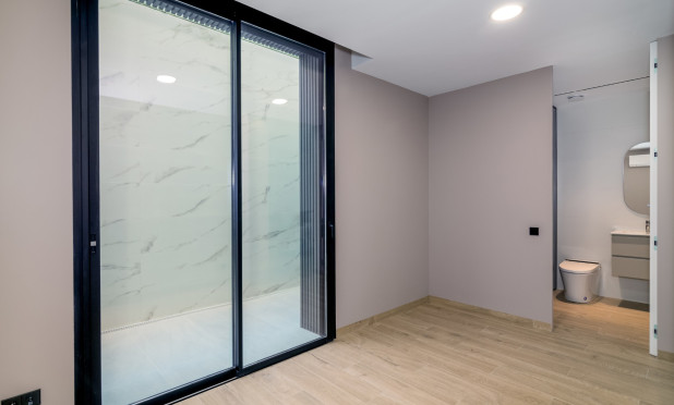 Resale - Villa - Albir