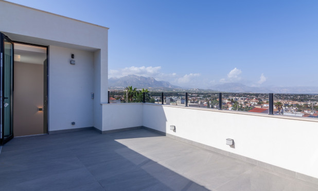 Resale - Villa - Albir