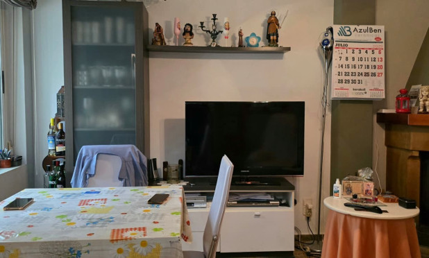 Resale - Apartment / flat - Oliva - Centro