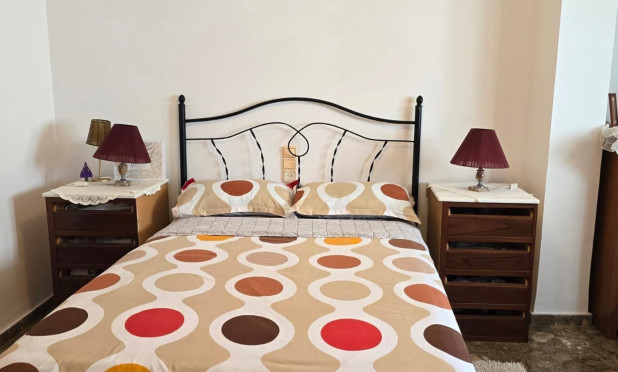 Resale - Apartment / flat - Oliva - Centro
