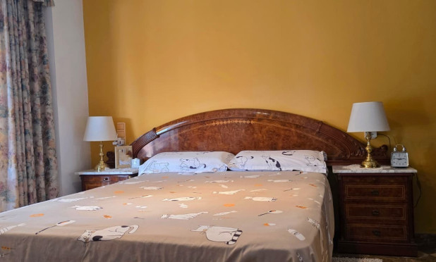 Resale - Apartment / flat - Oliva - Centro