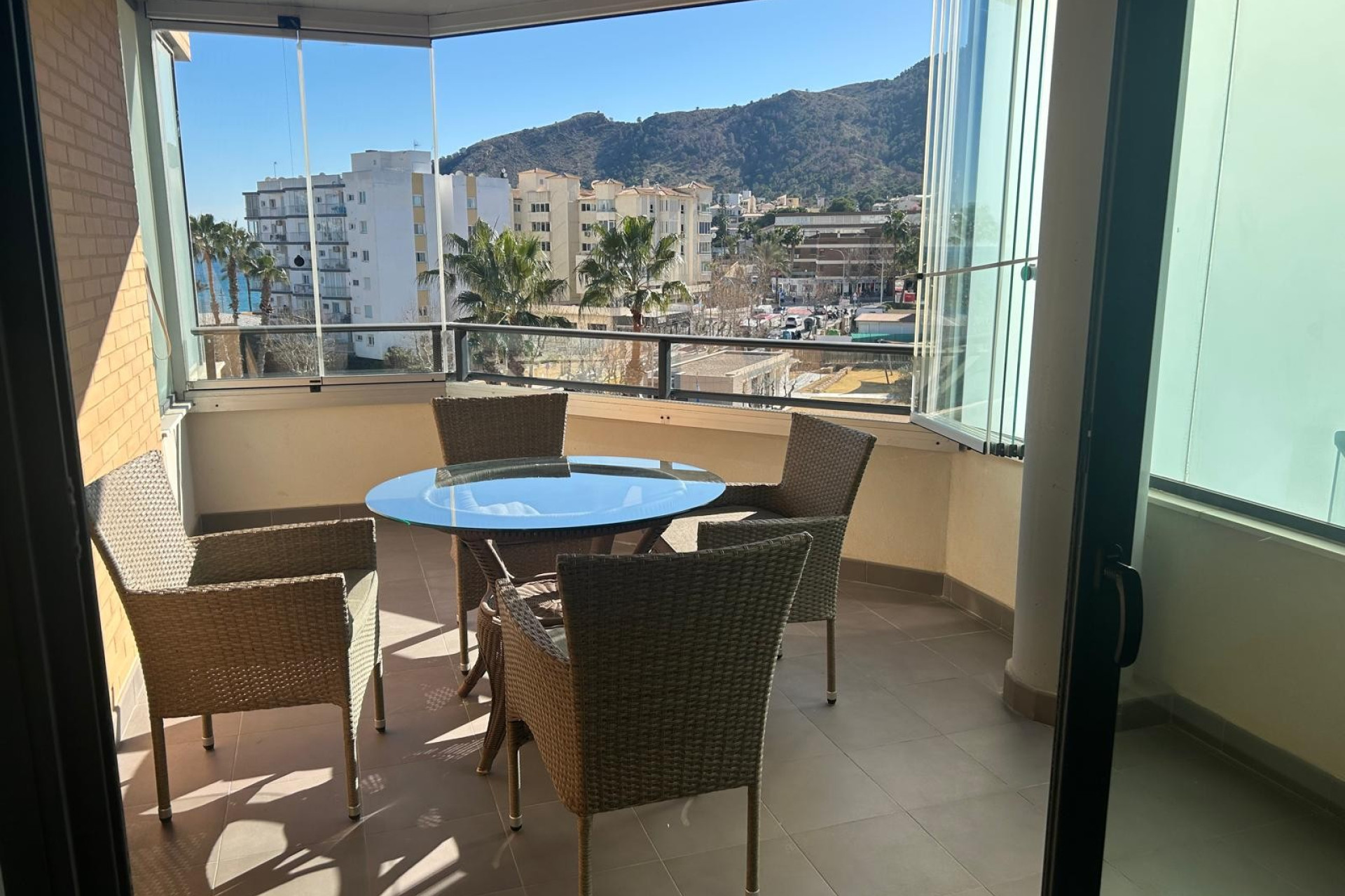 Resale - Apartment / flat - Albir