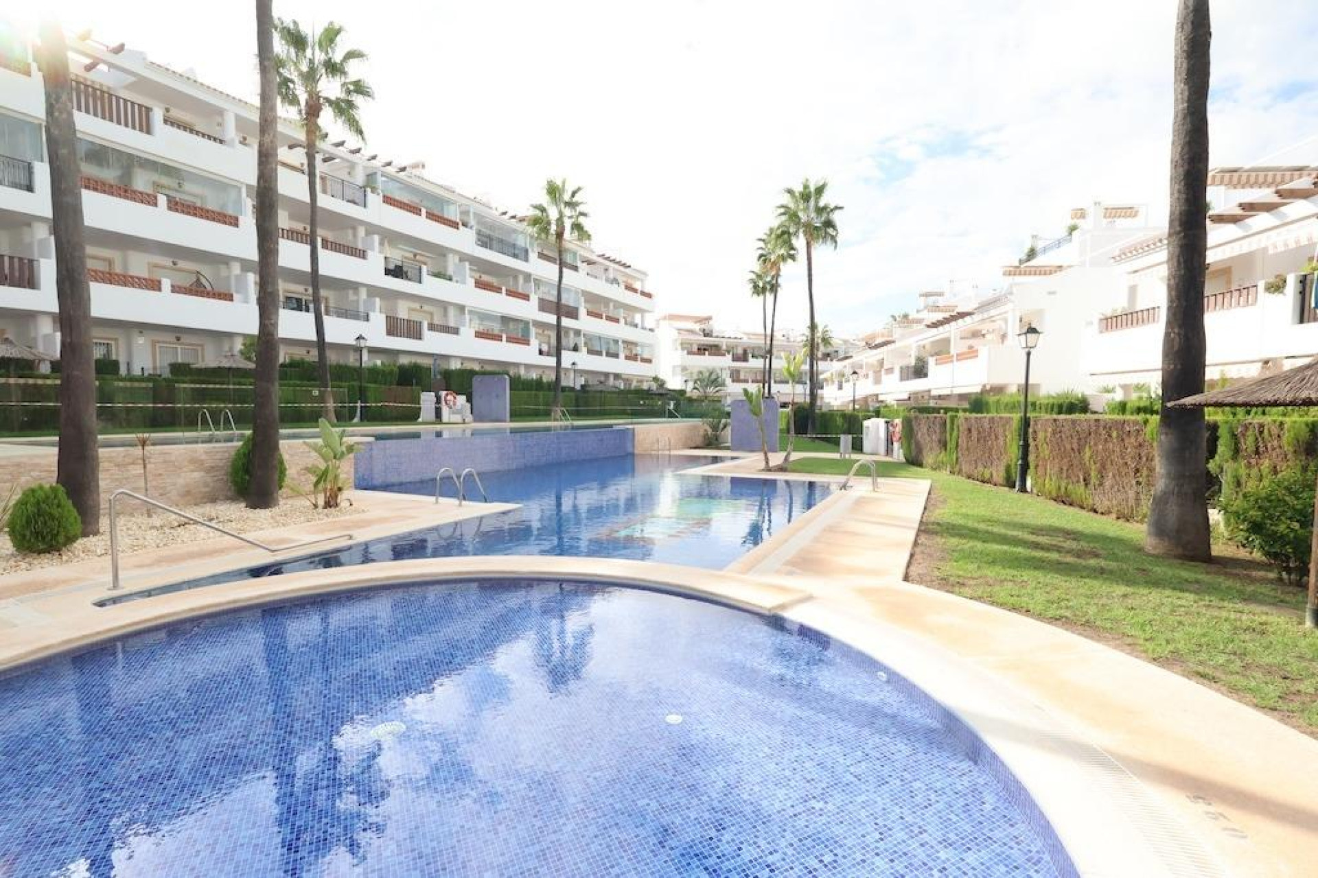 Resale - Apartment / flat - Orihuela Costa - Villamartín
