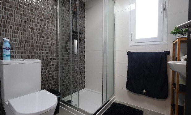 Resale - Apartment / flat - Orihuela Costa - Villamartín