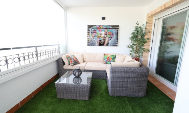 Resale - Apartment / flat - Orihuela Costa - Villamartín
