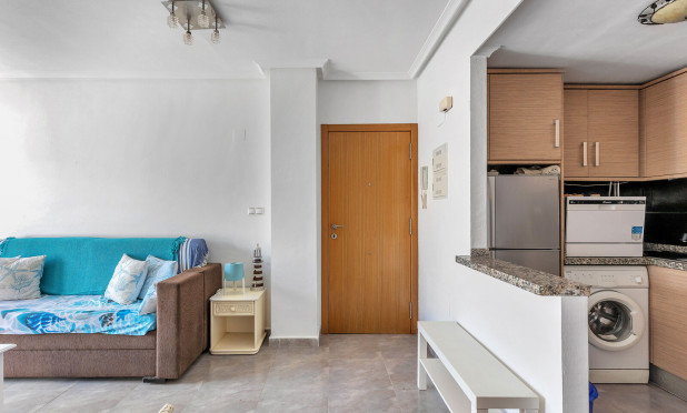 Resale - Apartment / flat - Torrevieja - Rocio del Mar