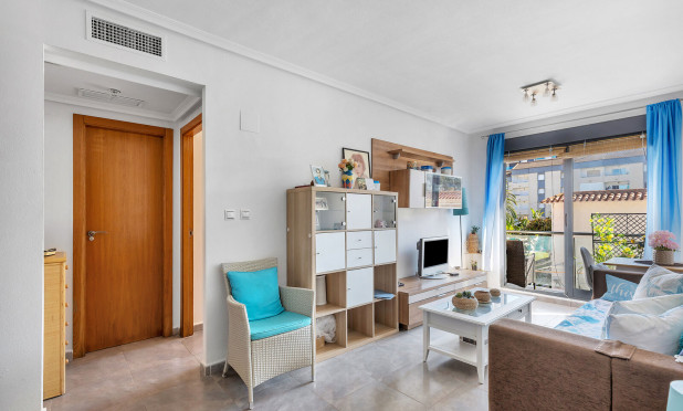 Resale - Apartment / flat - Torrevieja - Rocio del Mar