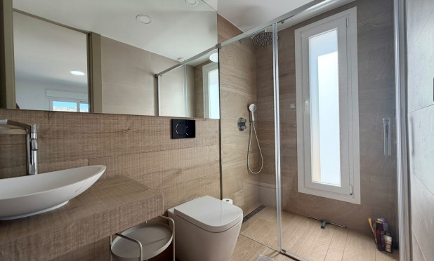 Resale - Apartment / flat - La Finca Golf
