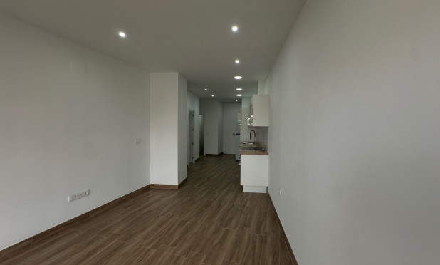 Resale - Apartment / flat - Torrevieja - Centro