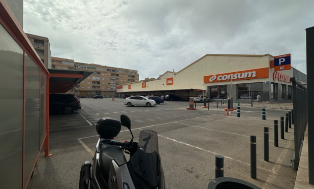 Resale - Apartment / flat - Torrevieja - Centro