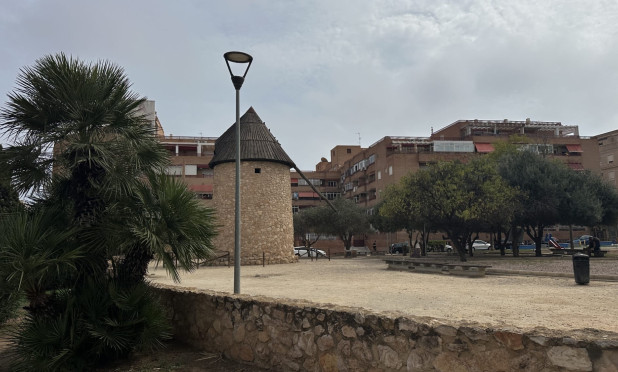 Resale - Apartment / flat - Torrevieja - Centro