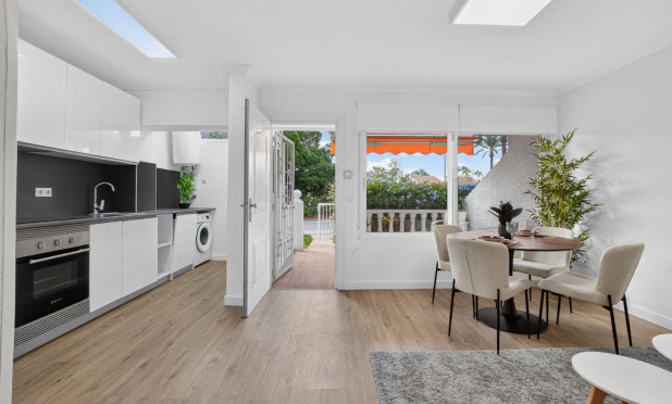 Resale - Townhouse - Orihuela - Villamartin