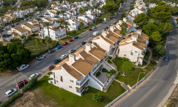 Resale - Townhouse - Orihuela - Villamartin