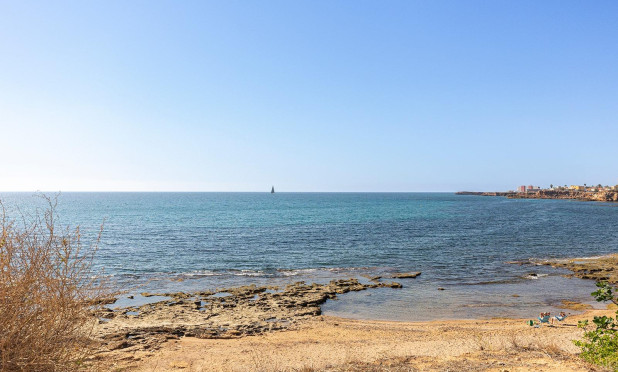 Resale - Townhouse - Torrevieja - Cala de cabo cervera