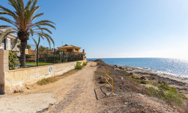 Resale - Townhouse - Torrevieja - Cala de cabo cervera