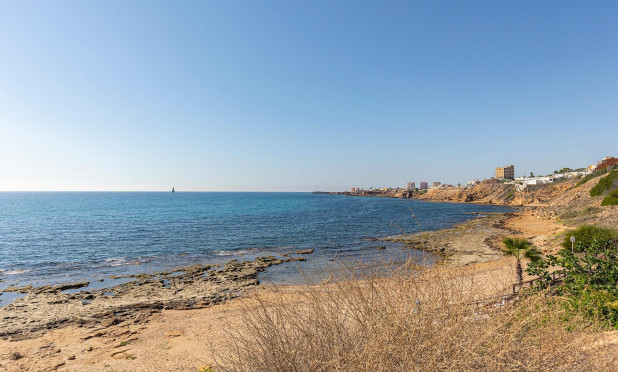 Resale - Townhouse - Torrevieja - Cala de cabo cervera