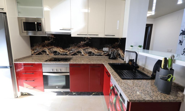 Resale - Apartment / flat - Orihuela Costa - Villamartín