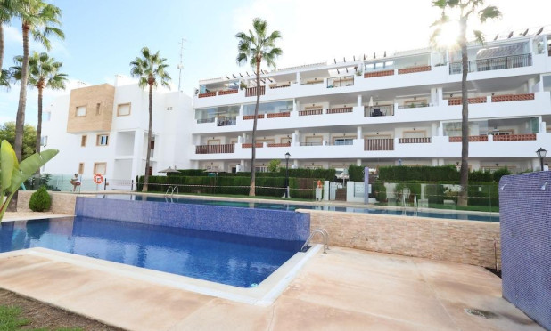 Resale - Apartment / flat - Orihuela Costa - Villamartín