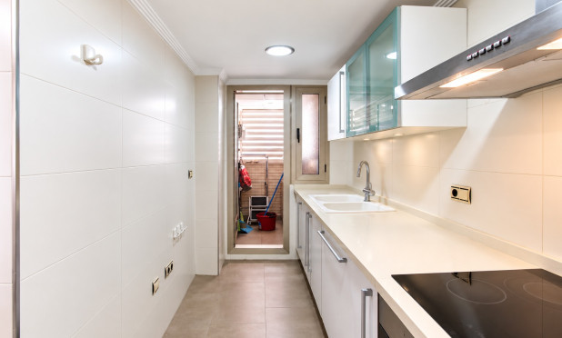 Resale - Apartment / flat - Denia - Les Marines - Las Marinas
