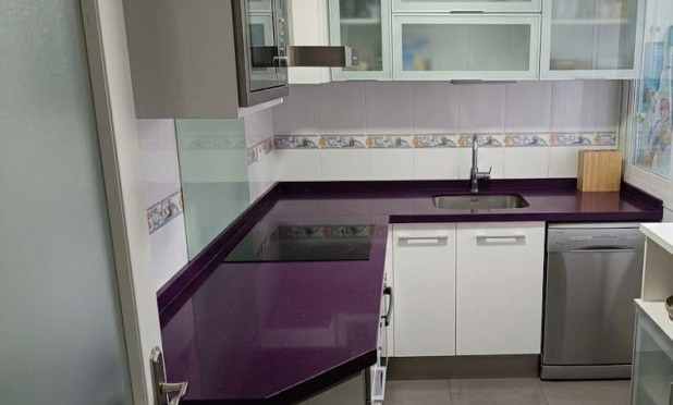 Resale - Apartment / flat - Benidorm - Zona de Poniente