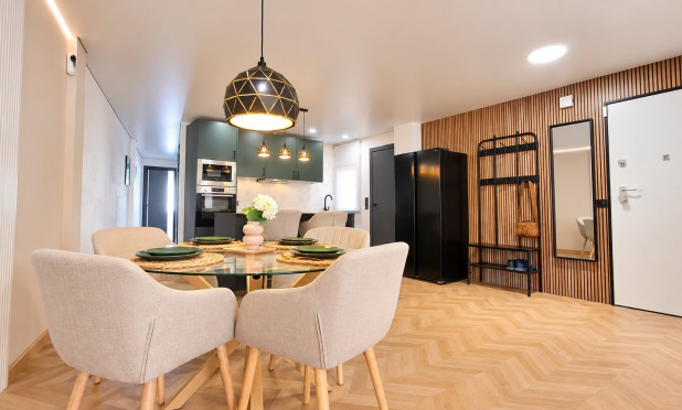 Resale - Apartment / Duplex - Torrevieja - torrevieja