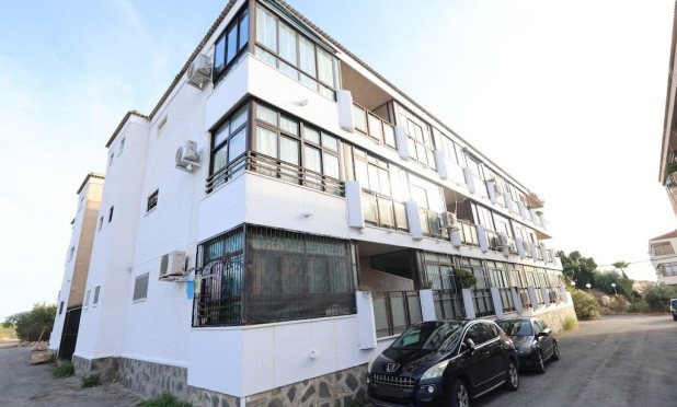 Resale - Apartment / flat - Torrevieja - La Siesta - El Salado -  Torreta