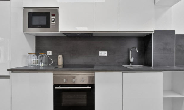 Resale - Apartment / flat - Orihuela Costa - Villamartín