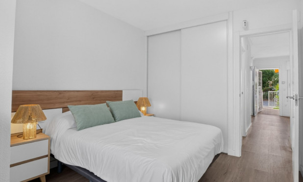 Resale - Apartment / flat - Orihuela Costa - Villamartín