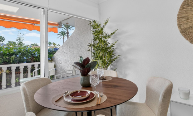 Resale - Apartment / flat - Orihuela Costa - Villamartín