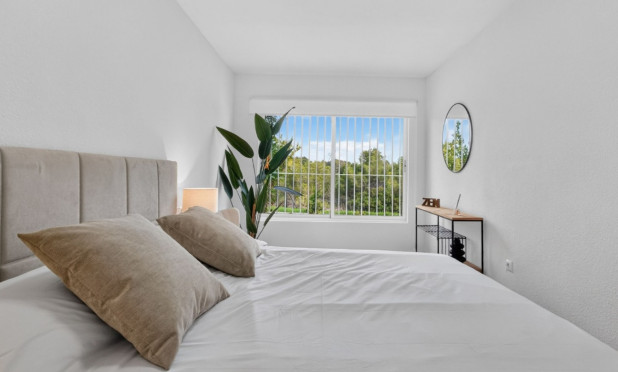 Resale - Apartment / flat - Orihuela Costa - Villamartín
