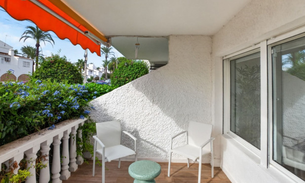 Resale - Apartment / flat - Orihuela Costa - Villamartín