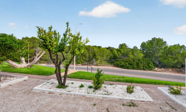 Resale - Apartment / flat - Orihuela Costa - Villamartín