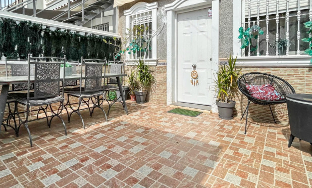 Resale - Townhouse - Torrevieja - La Siesta - El Salado -  Torreta