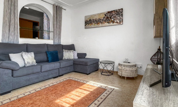 Resale - Townhouse - Torrevieja - La Siesta - El Salado -  Torreta