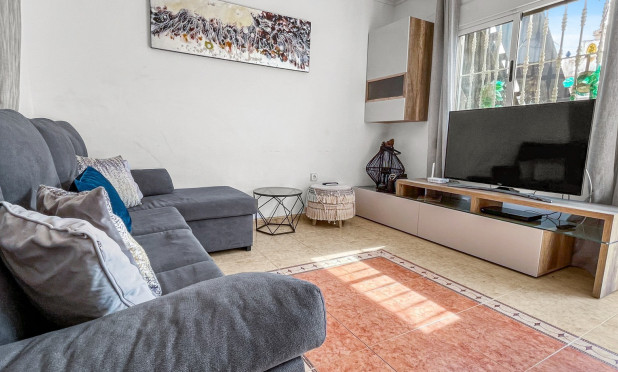 Resale - Townhouse - Torrevieja - La Siesta - El Salado -  Torreta