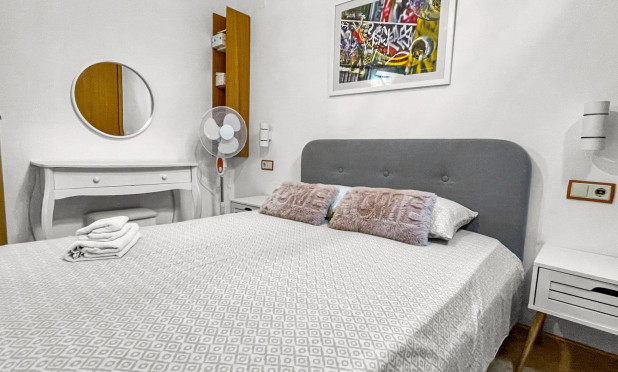 Resale - Townhouse - Torrevieja - La Siesta - El Salado -  Torreta
