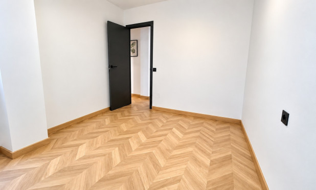 Resale - Apartment / Duplex - Torrevieja - torrevieja