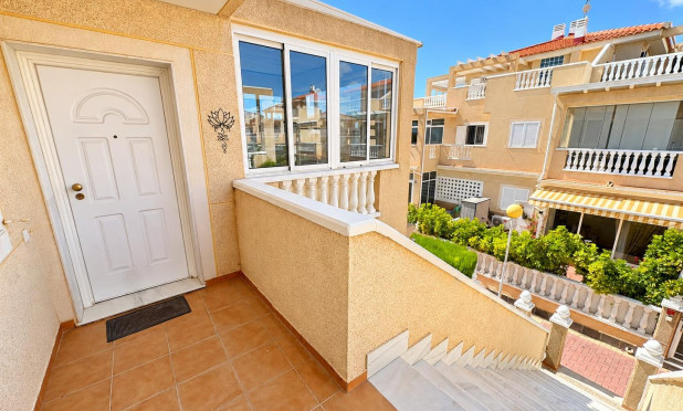 Resale - Apartment / flat - Orihuela Costa - Punta Prima