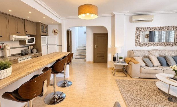 Resale - Apartment / flat - Orihuela Costa - Punta Prima